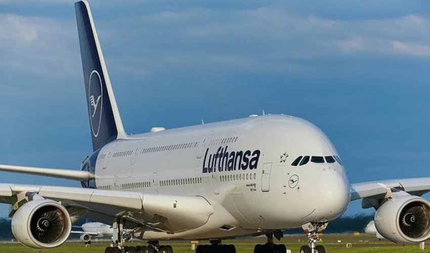 Lufthansa может отменить из-за высоких налогов около 100 рейсов в ФРГ Lufthansa может отменить из-за высоких налогов около 100 рейсов в ФРГ