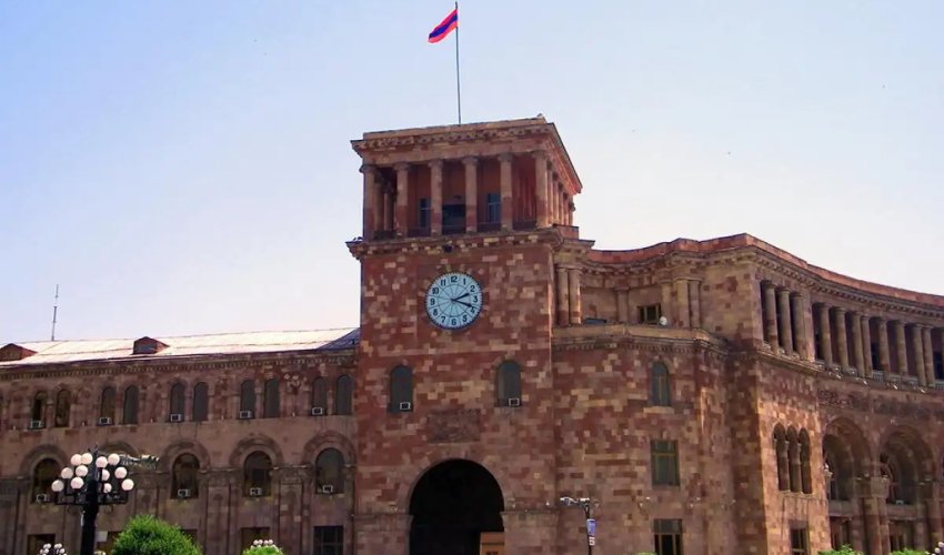 Ermənistan hökuməti tranzitlə bağlı Əliyevin açıqlamasını alqışlayıb Ermənistan hökuməti tranzitlə bağlı Əliyevin açıqlamasını alqışlayıb
