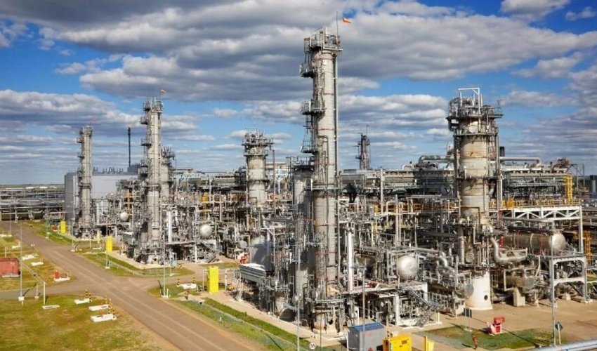 Грузия заменяет азербайджанскую нефть российской Грузия заменяет азербайджанскую нефть российской