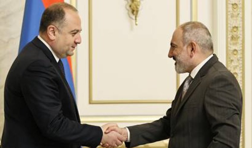 Пашинян и Чиковани обсудили вашингтонскую декларацию Пашинян и Чиковани обсудили вашингтонскую декларацию