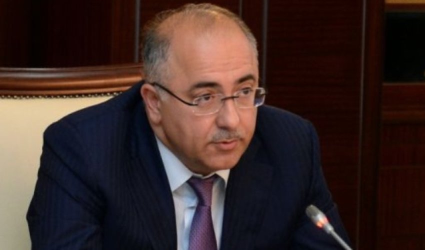 Dünya iqtisadiyyatı qeyri-sabit vəziyyətdədir - maliyyə nazirinin müavini Dünya iqtisadiyyatı qeyri-sabit vəziyyətdədir - maliyyə nazirinin müavini