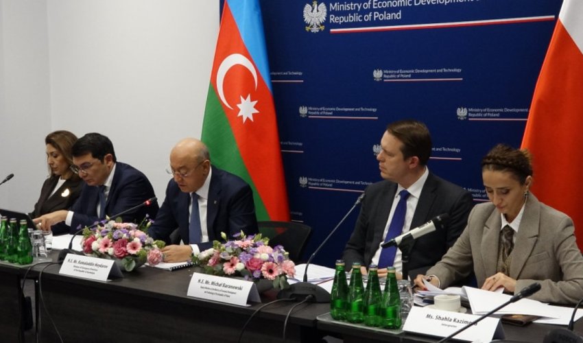 Кямаледдин Гейдаров рассказал в Варшаве о бизнес-климате в Азербайджане