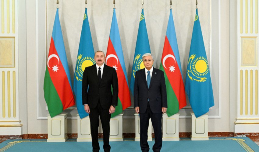 İlham Əliyev Respublika Günü münasibətilə Tokayevi təbrik edib İlham Əliyev Respublika Günü münasibətilə Tokayevi təbrik edib