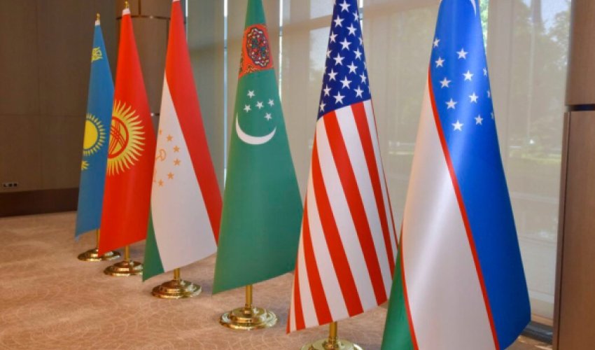 Трамп зовет в Вашингтон лидеров стран Центральной Азии Трамп зовет в Вашингтон лидеров стран Центральной Азии