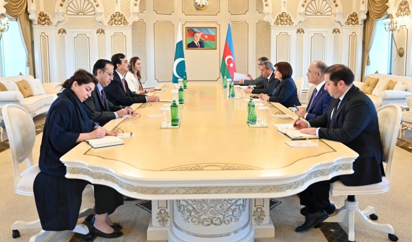 Sahibə Qafarova Pakistan Senatının sədri ilə görüşüb Sahibə Qafarova Pakistan Senatının sədri ilə görüşüb