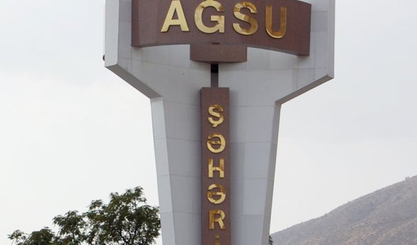 Astarada 17 yaşlı qız toy gecəsi ölüb 
Astarada 17 yaşlı qız toy gecəsi ölüb