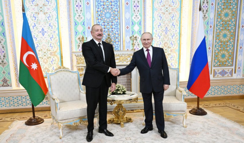 Кремль высоко оценивает итоги встречи лидеров России и Азербайджана в Душанбе Кремль высоко оценивает итоги встречи лидеров России и Азербайджана в Душанбе