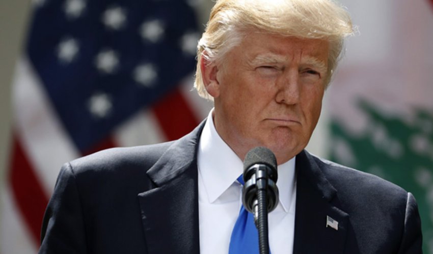 Трампа в Южной Корее угостили "десертом миротворца" Трампа в Южной Корее угостили "десертом миротворца"