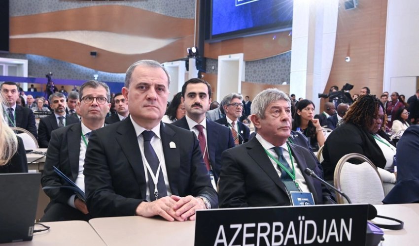 Ceyhun Bayramov YUNESKO Baş Konfransının 43-cü sessiyasının açılış mərasimində iştirak edir Ceyhun Bayramov YUNESKO Baş Konfransının 43-cü sessiyasının açılış mərasimində iştirak edir