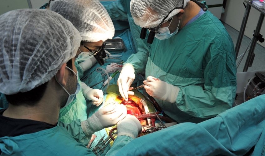 Azərbaycanda ilk dəfə meyit donorun ürəyi köçürülüb