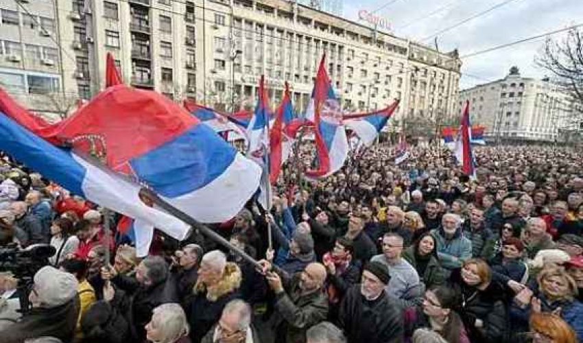 Сербия в ожидании протестов Сербия в ожидании протестов