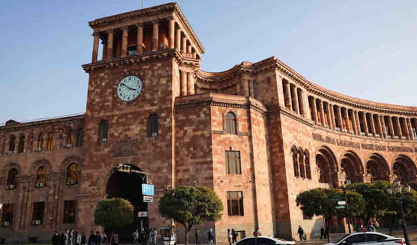 Ermənistanda üç məktəbdə Azərbaycan dili tədris olunacaq Ermənistanda üç məktəbdə Azərbaycan dili tədris olunacaq