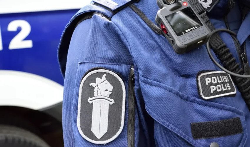 В Финляндии два человека погибли при взрыве фургона во дворе отеля В Финляндии два человека погибли при взрыве фургона во дворе отеля