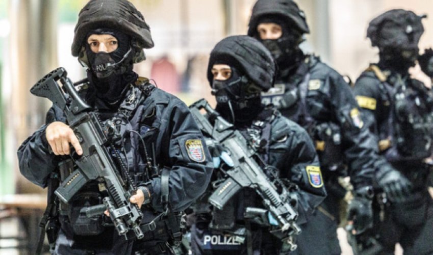 Германия после ареста Абдаллы заявила о высокой угрозе терроризма - Oбновлено