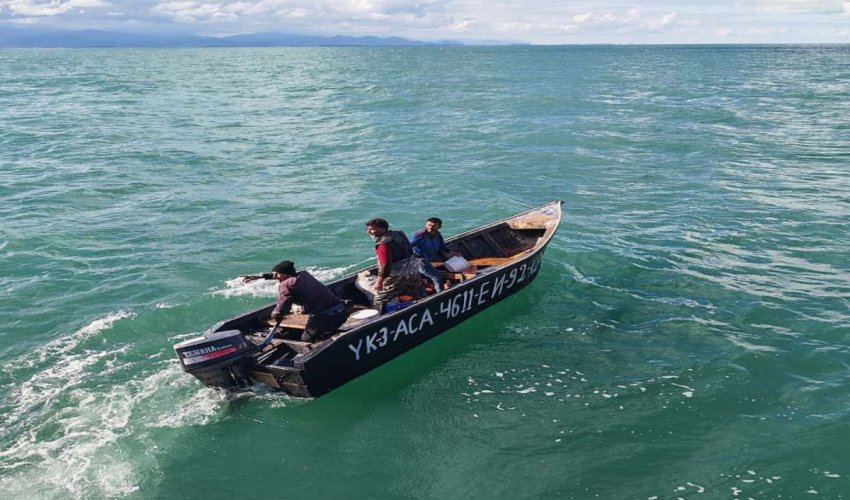 Xəzərdə batma təhlükəsi ilə üzləşən 3 balıqçı xilas olunub