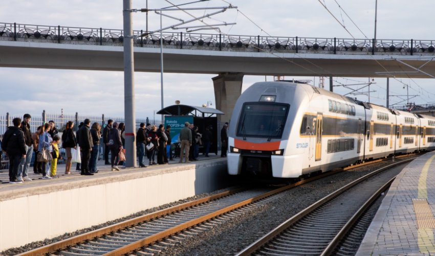 АЖД назначило дополнительные рейсы по маршруту Баку - Агстафа - Баку