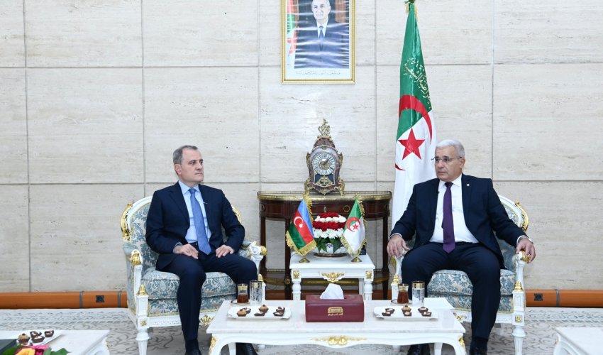 Ceyhun Bayramov Əlcəzair Xalq Milli Assambleyasının sədri ilə görüşüb