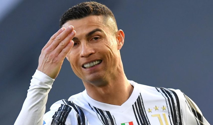 Ronaldo jokes about billionaire status
