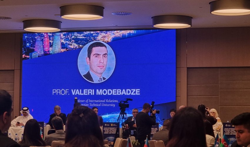 Gürcü alim: Süni intellekt inkişaf üçün güclü alətdir, amma milyonlarla insanı işsiz qoya bilər