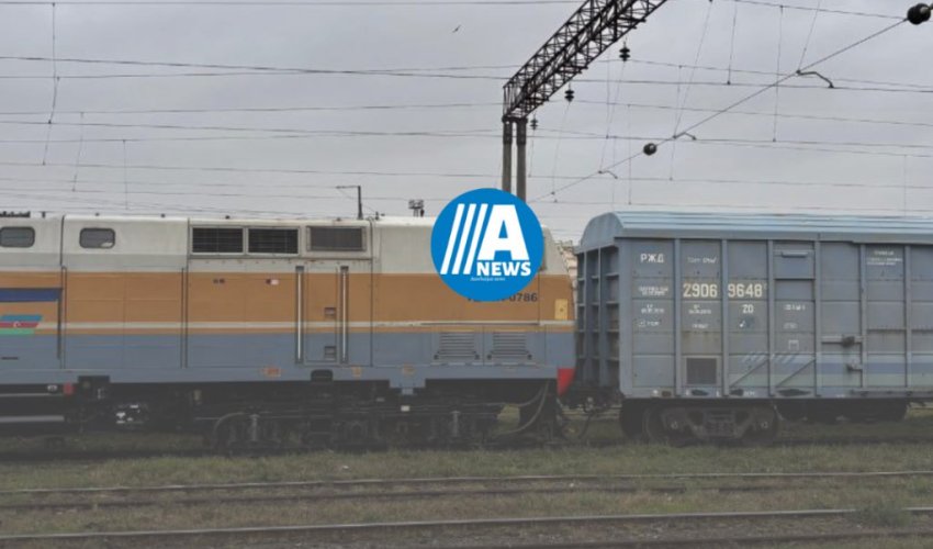 Qazaxıstan taxılı daşıyan qatar Azərbaycan üzərindən Ermənistana yola düşüb