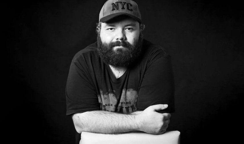 Dişi ağrıyan 31 yaşlı baş redaktor vəfat edib