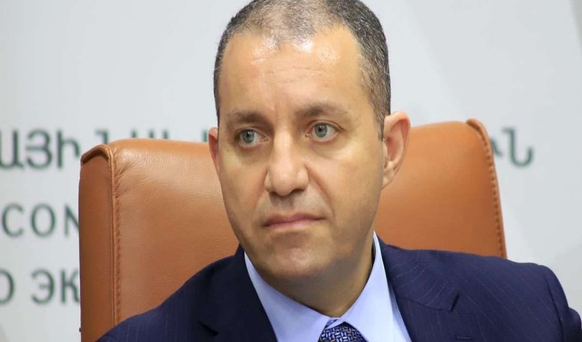Ermənistanın sabiq iqtisadiyyat naziri saxlanılıb