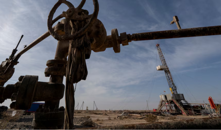 Hungary prepares to phase out Russian oil imports