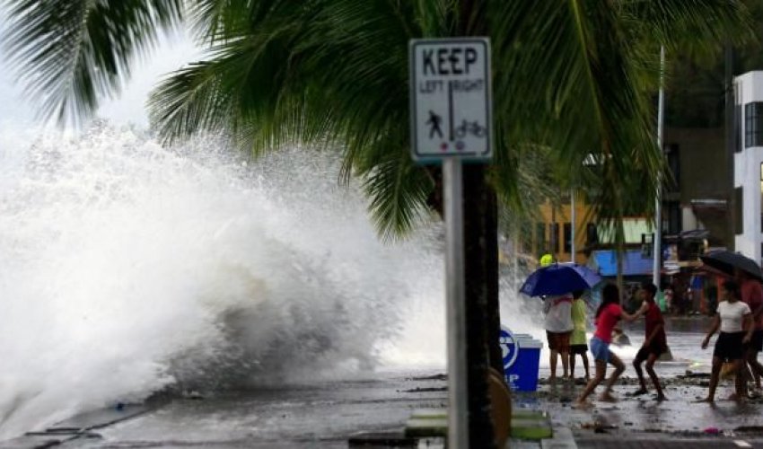 Число жертв тайфуна "Калмаэги" на Филиппинах возросло до 224