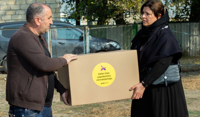 Yelo Bank Xocavənddə yaşayan şəhid ailələrinə Zəfər sovqatı təqdim edib