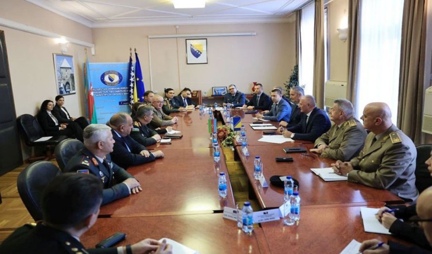 
Azərbaycanla Bosniya və Herseqovina arasında hərbi əməkdaşlıq planı imzalanıb