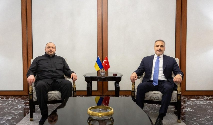 Закрытая встреча Фидана с Умеровым