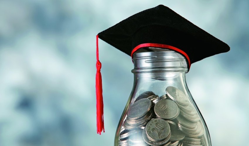 Məktəblərdə kompüter təminatı 6 şagirdə bir kompüter səviyyəsinə düşəcək — Əmrullayev