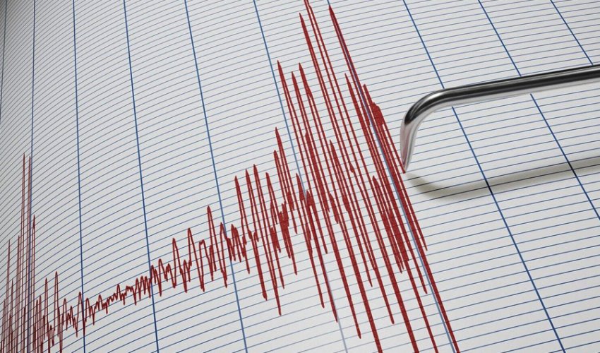 İstanbulda zəlzələ olub