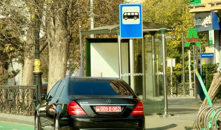 Bakının mərkəzində səfirlik avtomobili qaydaları pozub