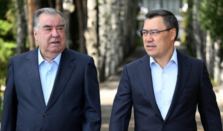 Президенты Кыргызстана и Таджикистана поздравляют Азербайджан