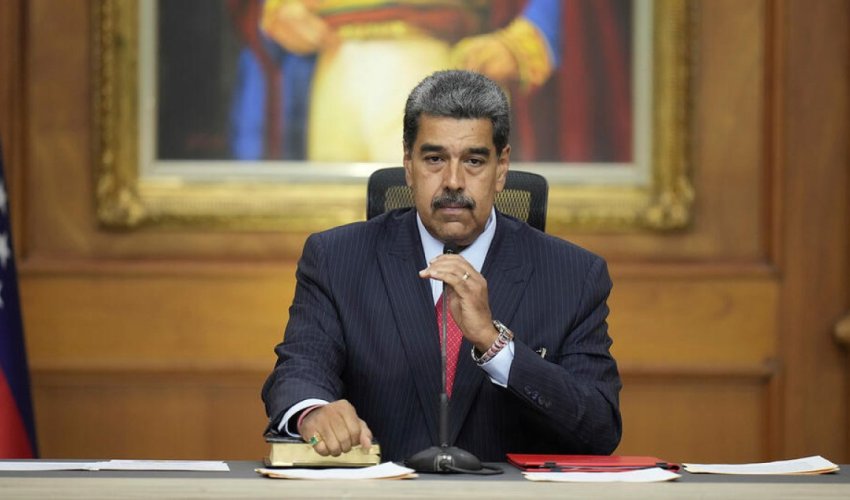 Politico: U.S. weighing exile options for Maduro, including Azerbaijan