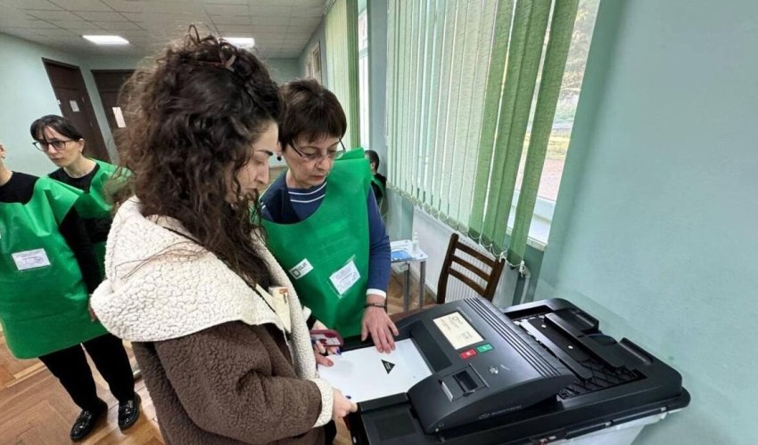 Грузинам запретили голосовать за границей