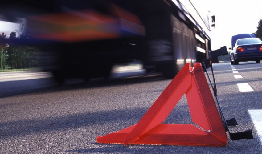 Qubada avtomobil hindistanlı turisti vuraraq öldürüb