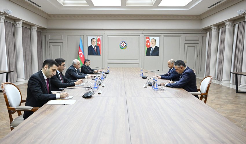 Əli Əsədov WA prezidenti ilə görüşüb