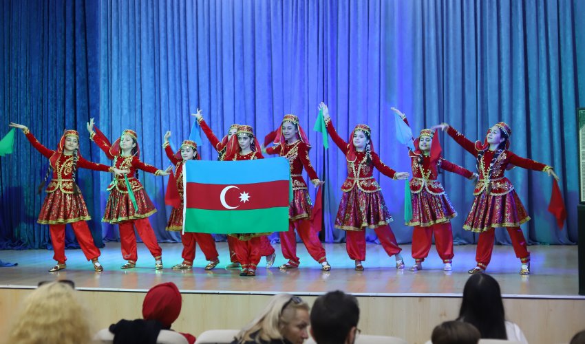 Birinci uşaq rəqs festivalı başa çatıb