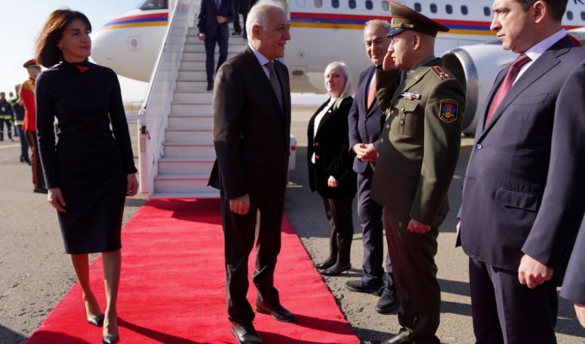 
Ermənistan Prezidenti Gürcüstanda səfərdədir