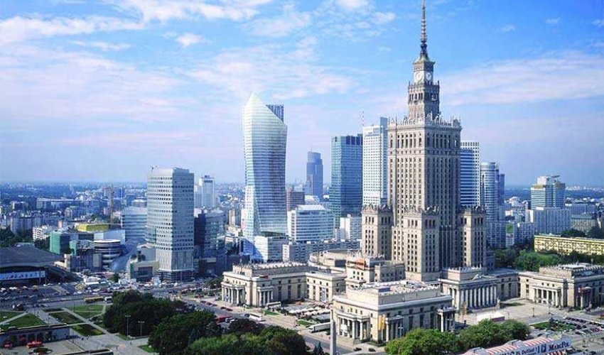 Польша закрывает последнее российское консульство после инцидента на железной дороге