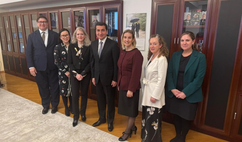 Hikmət Hacıyev və Alison Huker Azərbaycanla ABŞ arasında strateji tərəfdaşlığı müzakirə edib