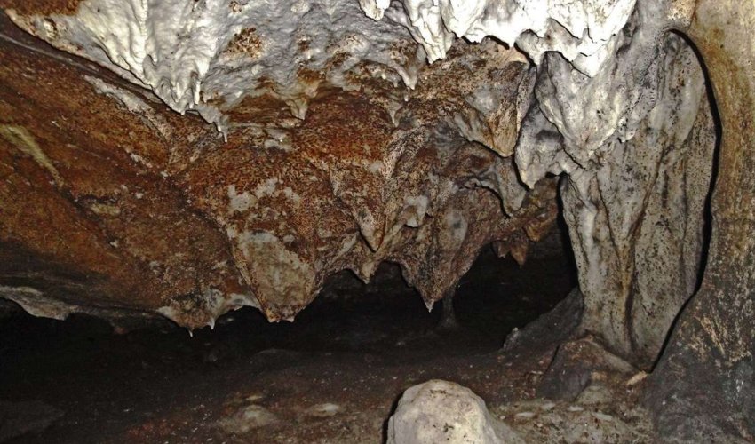 Азербайджанские и российские археологи возобновили раскопки в Азыхской пещере