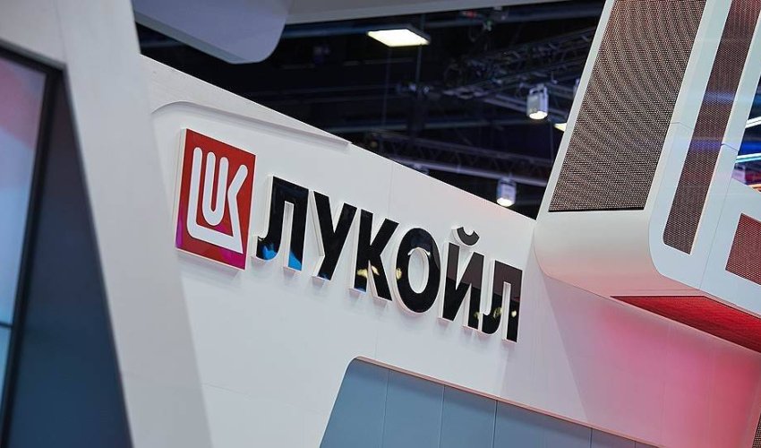 Великобритания продлила лицензию для болгарских дочек "Лукойла"