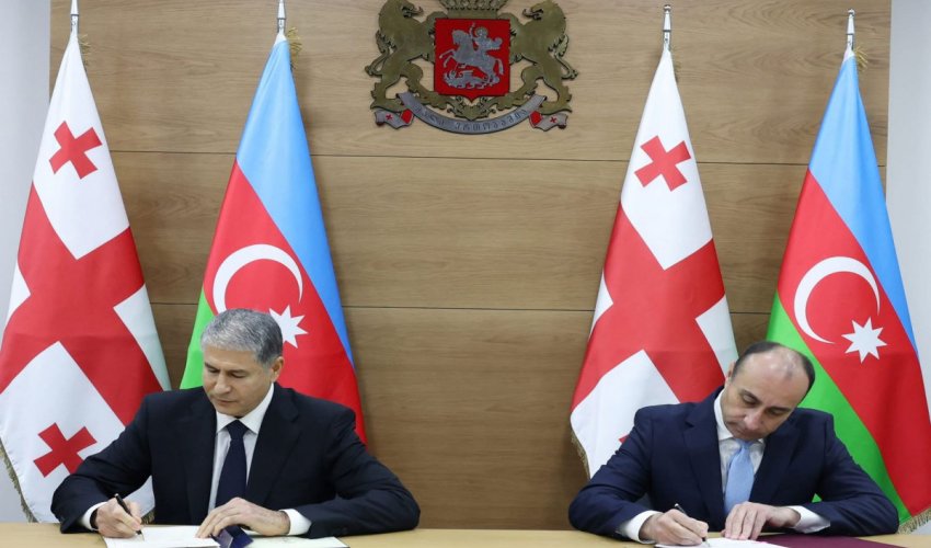 

Vilayət Eyvazov Gürcüstana səfər edib, saziş imzalanıb
