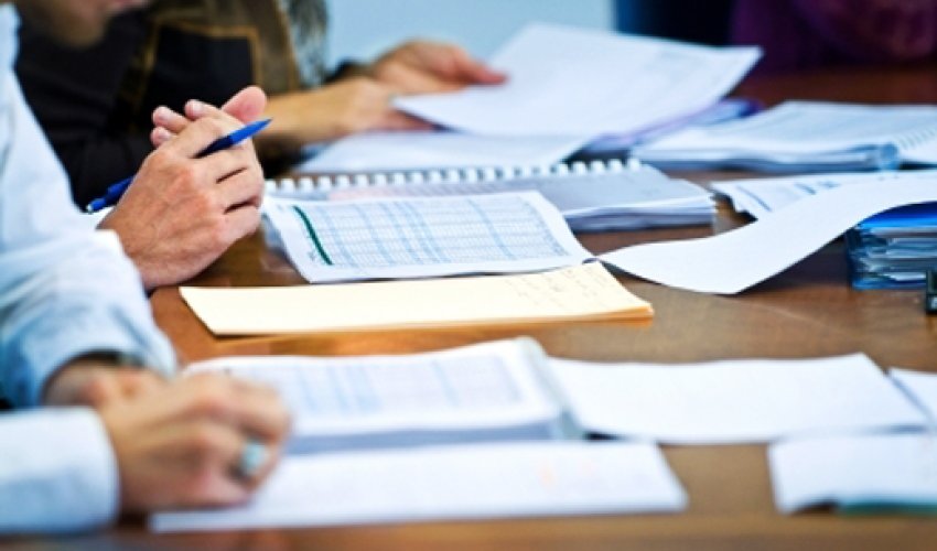 ƏMDX: İri müəssisələrin özəlləşdirilməsi üçün strateji proqramların qəbulu gözlənilir