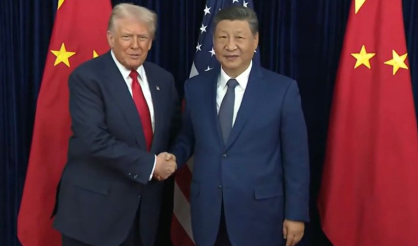 Трамп и Си Цзиньпин провели телефонный разговор