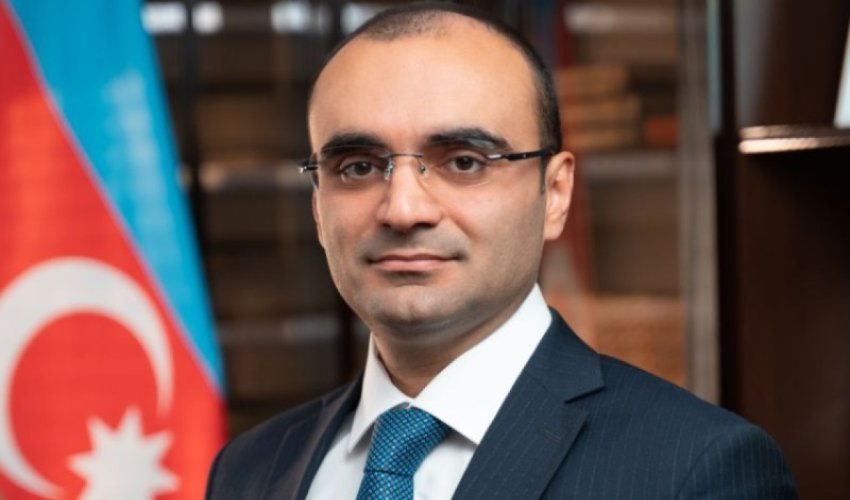 
Yeni icra başçısı köməkçisiniişdən çıxarıb