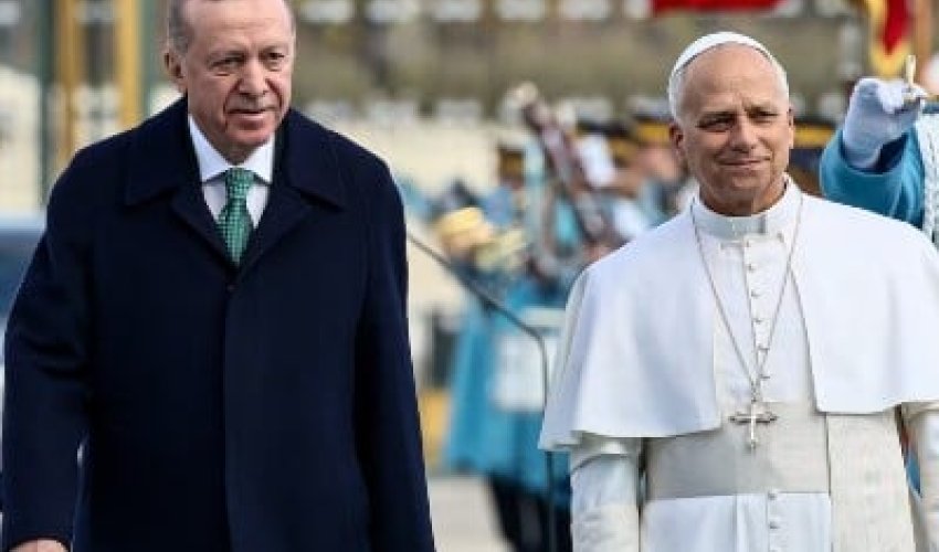 Papa türk xalqlarına çağırış edib